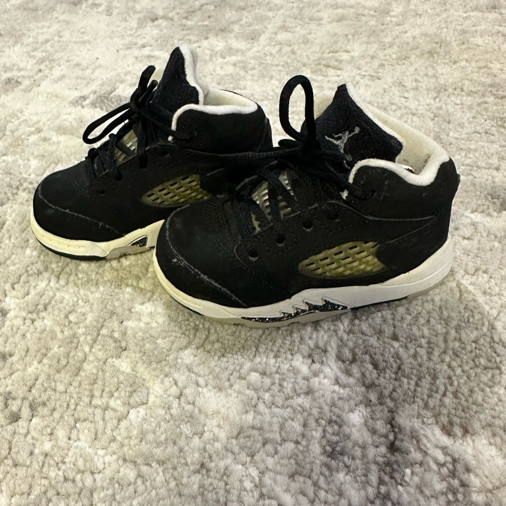 Air Jordan 5 Retro Shoes